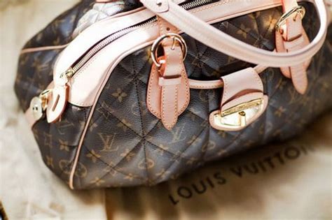 louis vuitton burns their bags